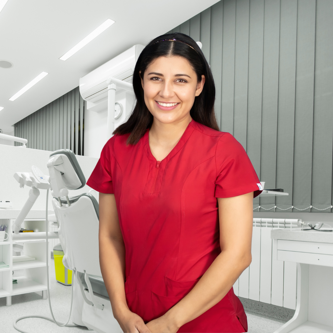 https://dentalarcada.mx/wp-content/uploads/2025/02/sandra-canva.png